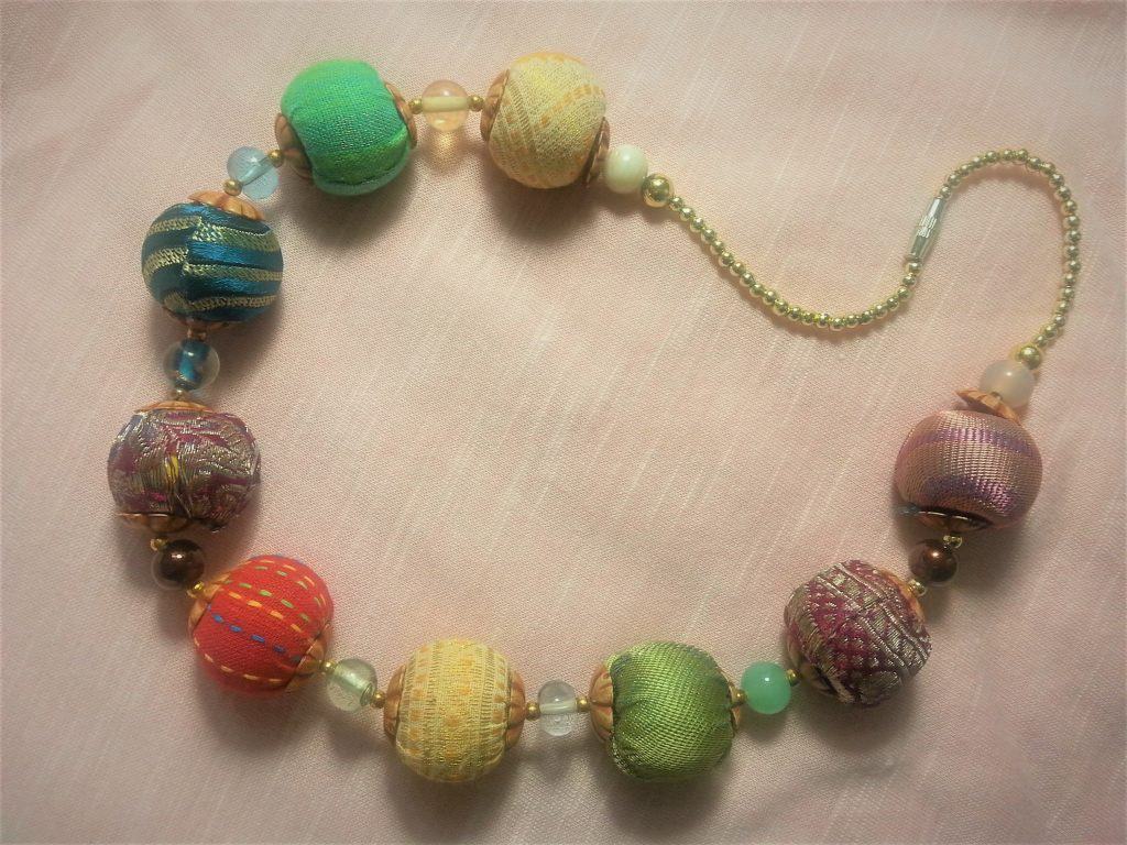 Sari Beads